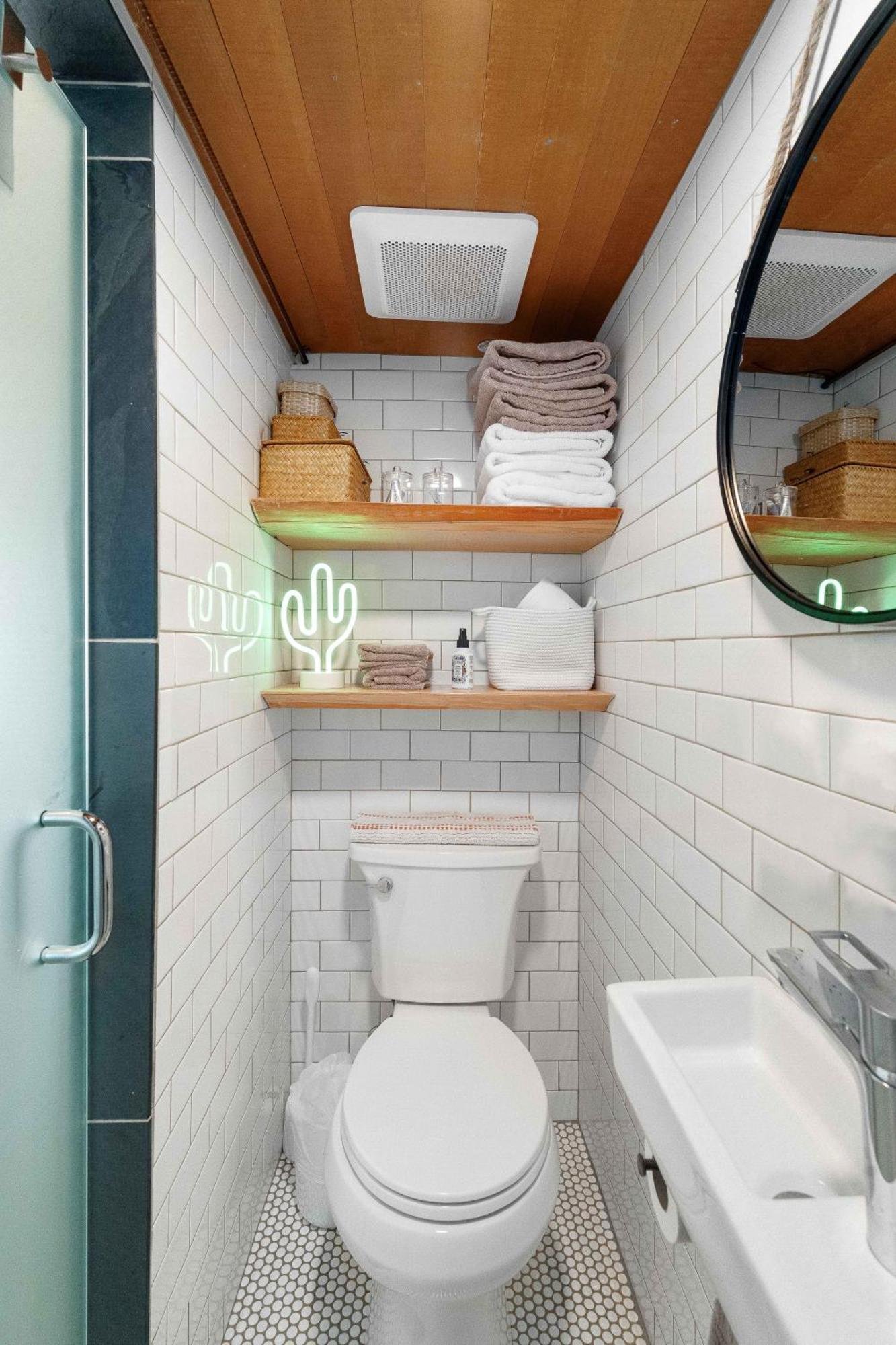 Blue Moon Tiny House, Sauna,Ht 安吉利斯港 外观 照片